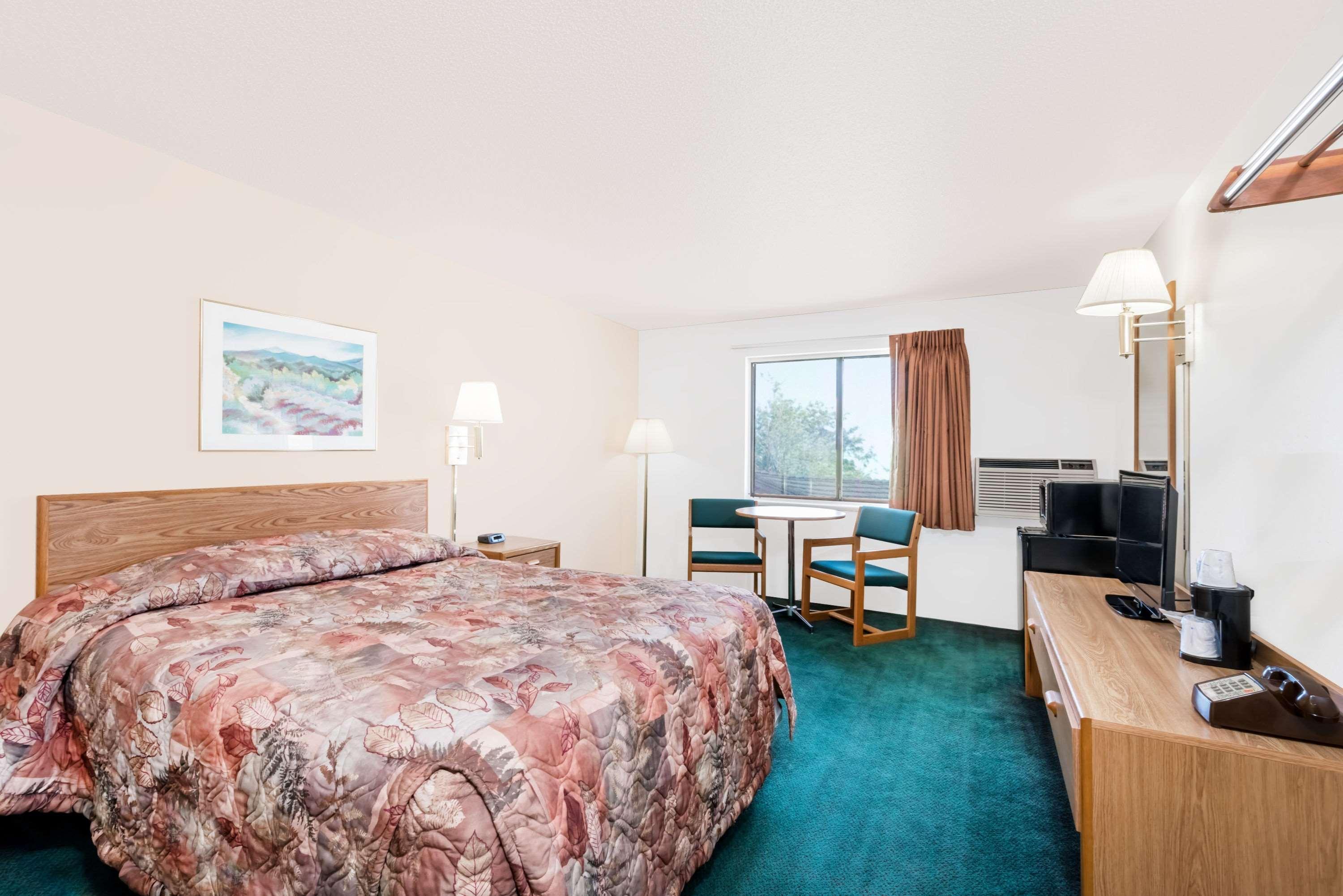 Hotel Super 8 By Wyndham Belle Fourche Sd Exteriér fotografie